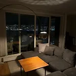Apartment Close To Major Attractions